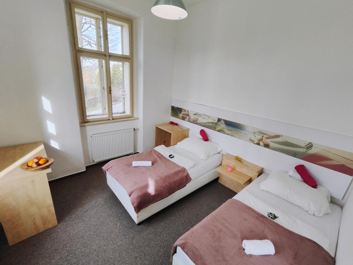 Hotel Stara Skola Mezná Extérieur photo