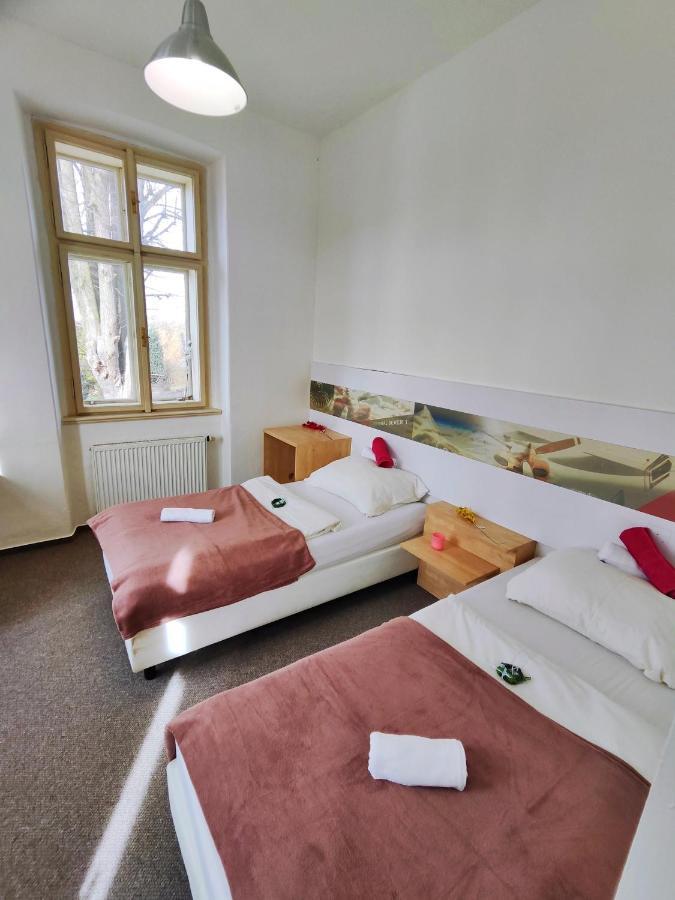 Hotel Stara Skola Mezná Extérieur photo