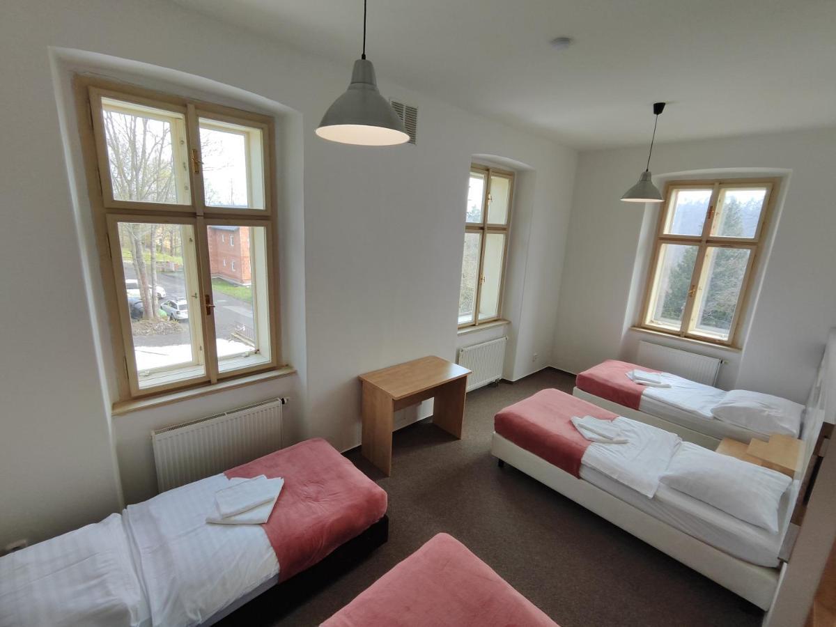 Hotel Stara Skola Mezná Extérieur photo