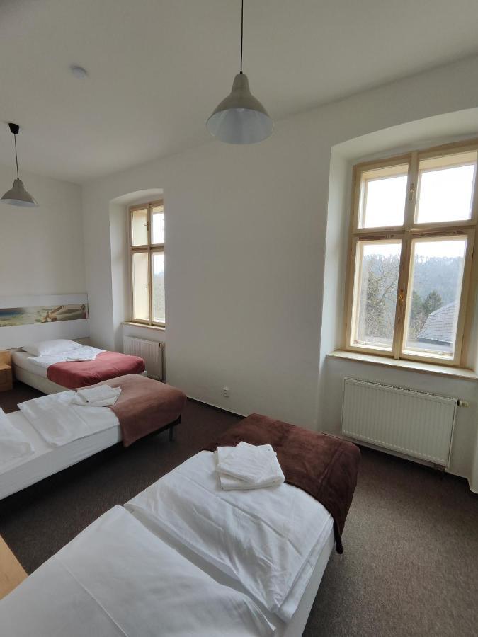 Hotel Stara Skola Mezná Extérieur photo