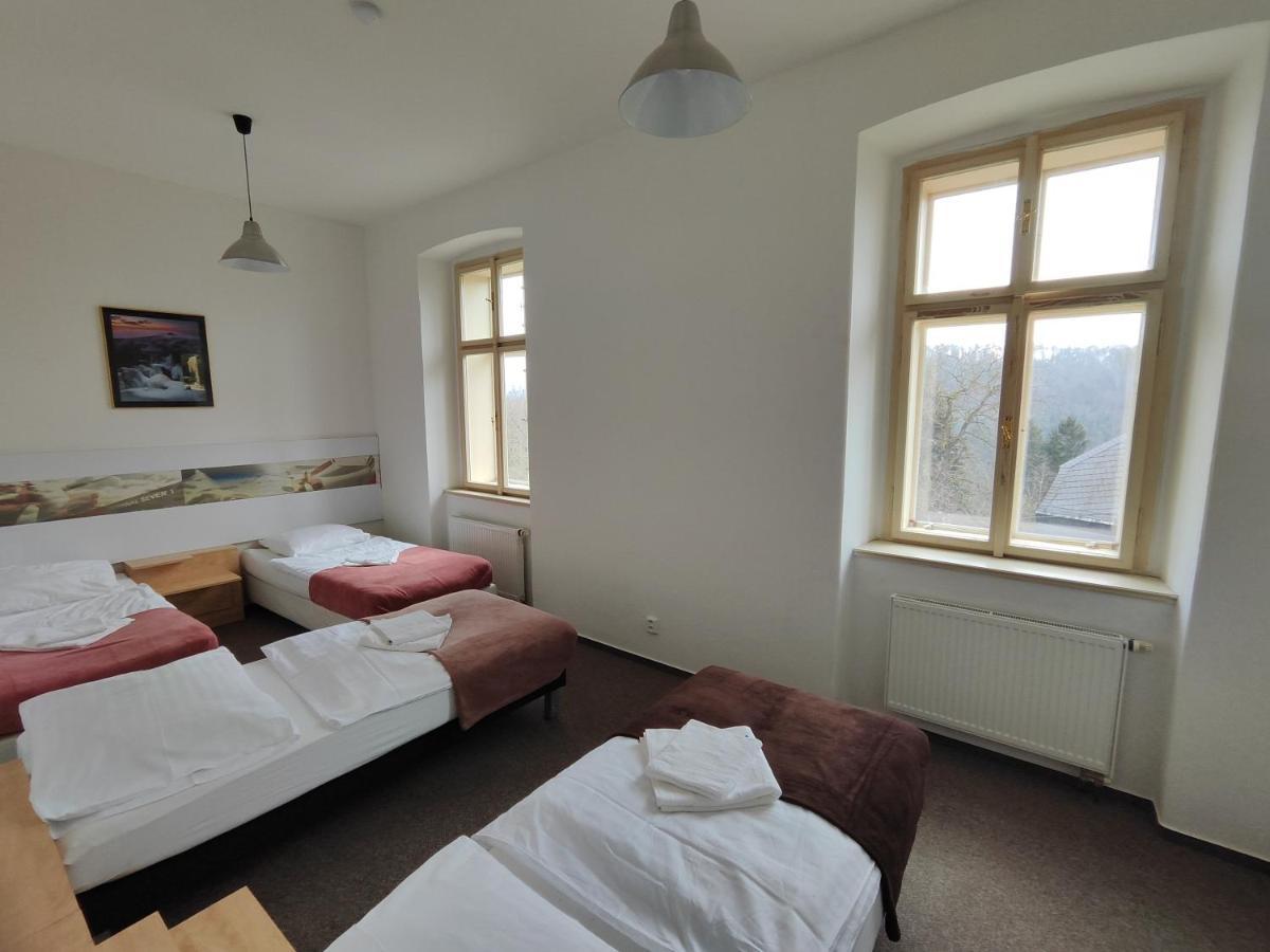 Hotel Stara Skola Mezná Extérieur photo
